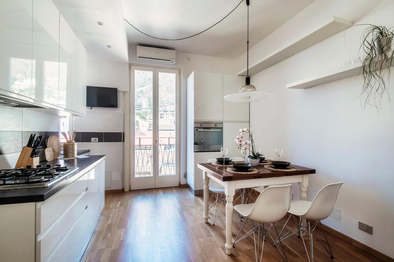 Anna'S Home Super Cozy Flat, With A/C, High Speed Wifi, Near The Lake And Public Transport Como Exteriér fotografie